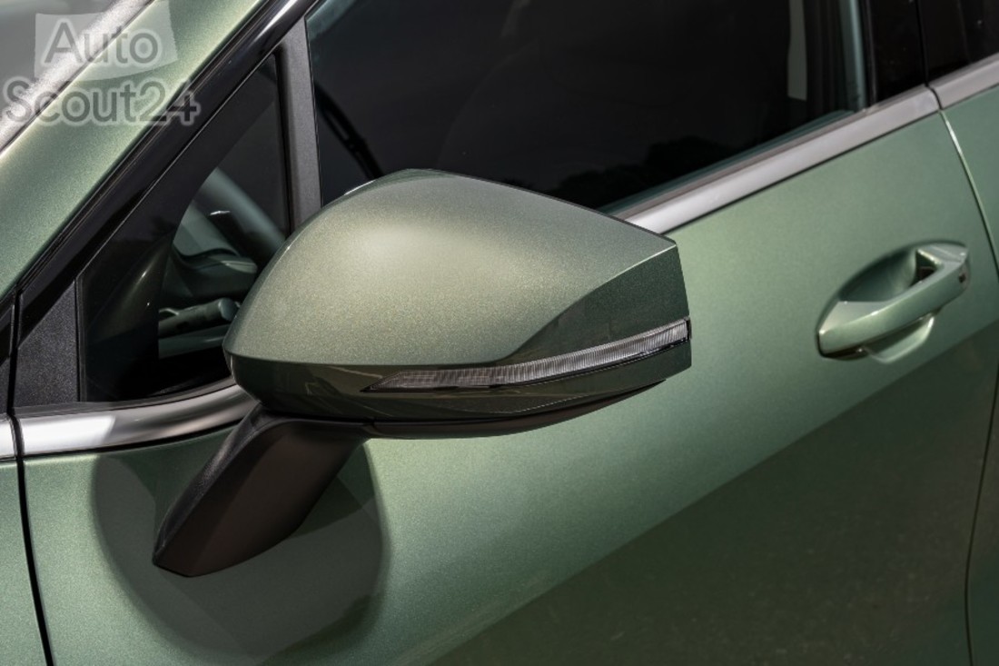KIA SPORTAJE PHEV_013(1).jpg