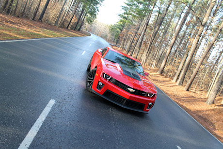 Editorial 02b jp chevrolet camaro zl1