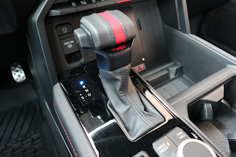 Editorial 2025 toyota tundra hybrid td jm 250237 35