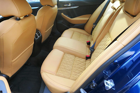 Editorial 2016 nissan maxima sr pw 06