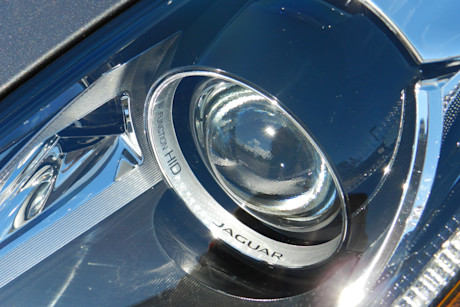 Editorial 2016 jaguar f type v6 22