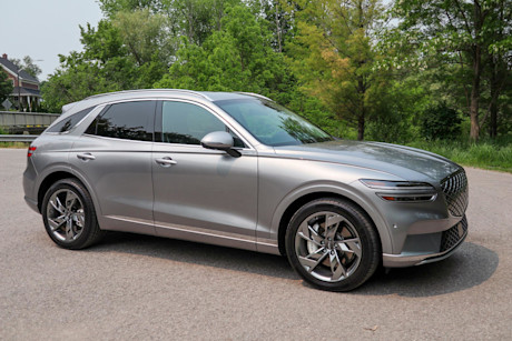 Editorial 2023 genesis electrified gv70 prestige td 230810 05 jm