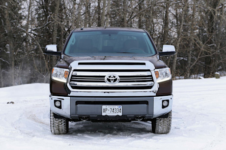Editorial 2017 toyota tundra 4x4 crewmax platinum 02 ts