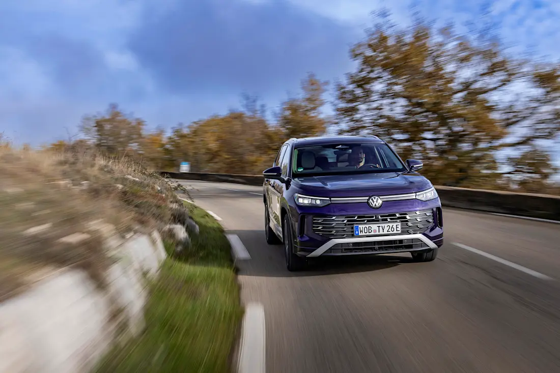 DB2025AU00014 large DB2025AU00014 large