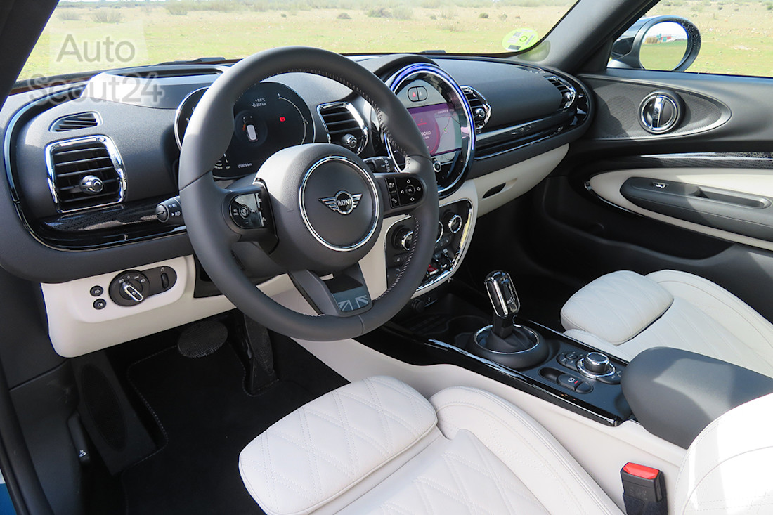 12_mini_clubman_salpicadero piloto.JPG