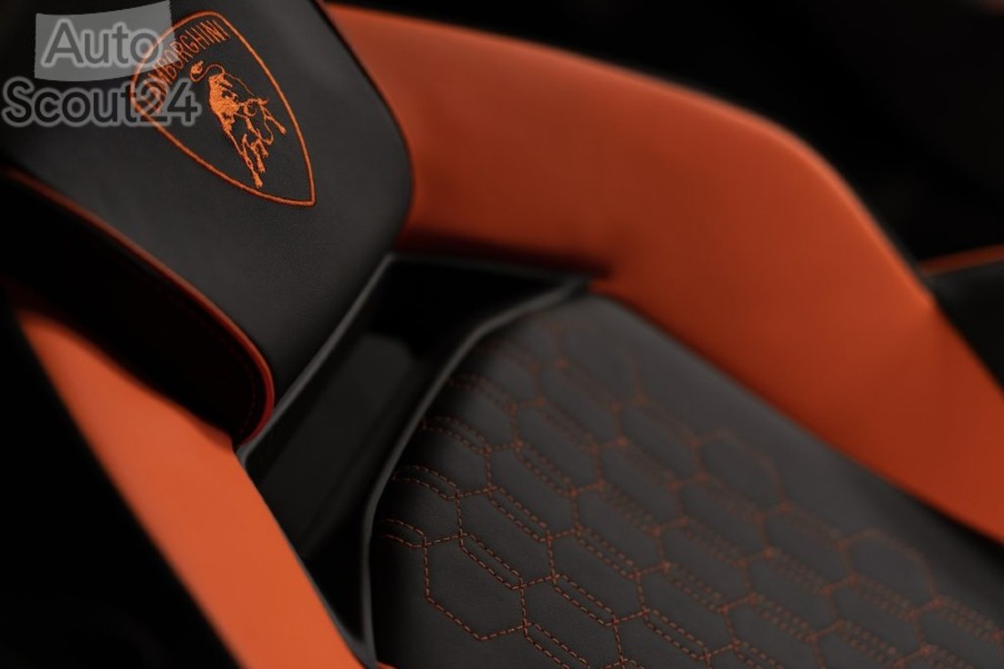 Lamborghini-Revuelto-2024-1024-27.jpg