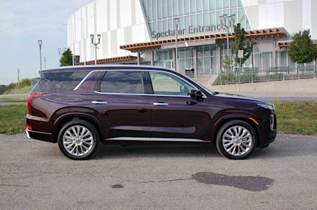 Editorial 04 2020 hyundai palisade ultimate 03 sha