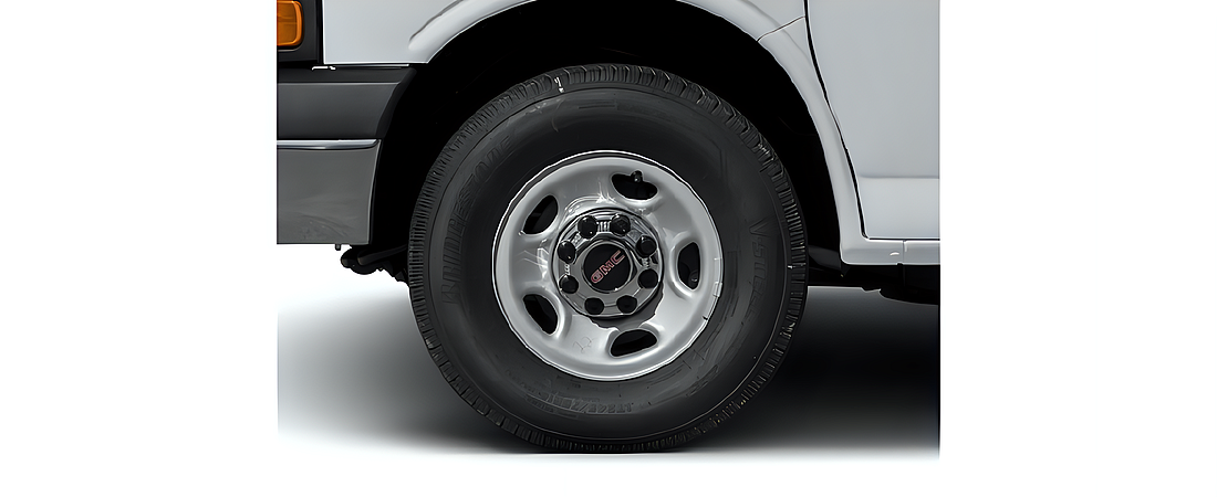 GMC Savana 2015 10