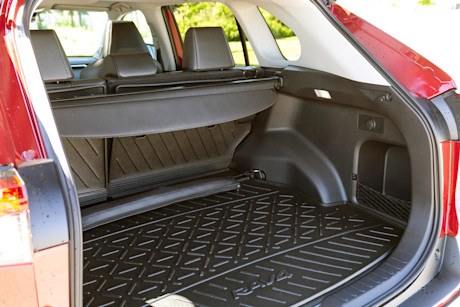 Editorial 2022 toyota rav4 limited awd 09 jw