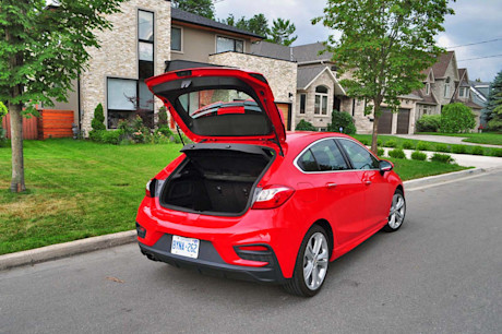Editorial 2017 chevrolet cruze hatchback premier 10 mb