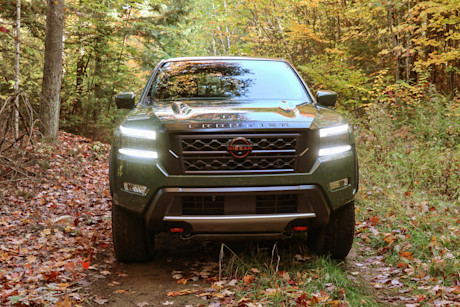 Editorial 2022 nissan frontier crew cab pro 4x 02 jm
