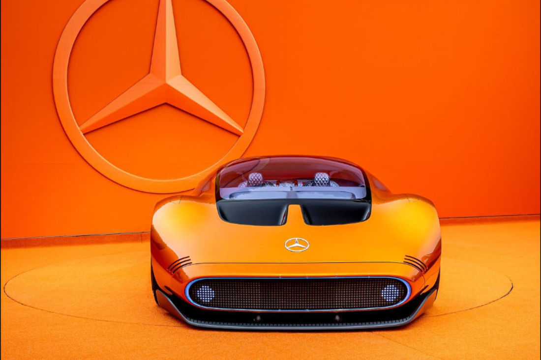 Mercedes-Vision-One-Eleven-2023-c111 (16).jpg