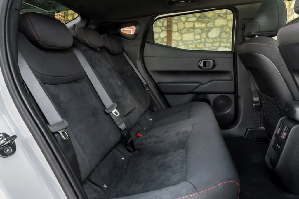 hyundai-ioniq-3-4