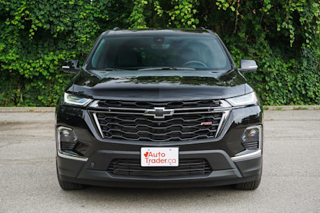 Editorial 2023 chevrolet traverse rs td 231017 01 di