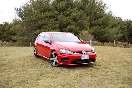 Editorial 2016 volkswagen golf r jw 01