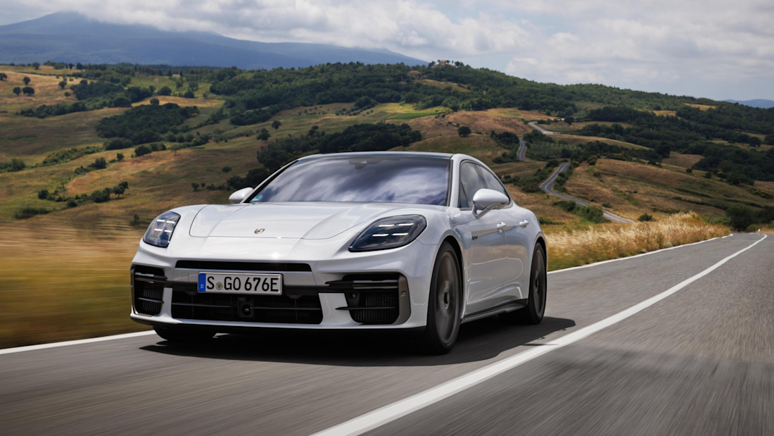 PORSCHE-PANAMERA-GTS-2024 (6).jpg