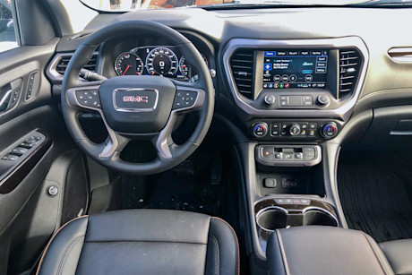 Editorial 2022 gmc acadia at4 14 pb