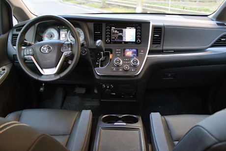 Editorial 2019 toyota sienna se awd v6 7 pass 18 dh