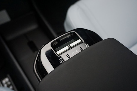 Editorial 2025 volvo ex30 18 di