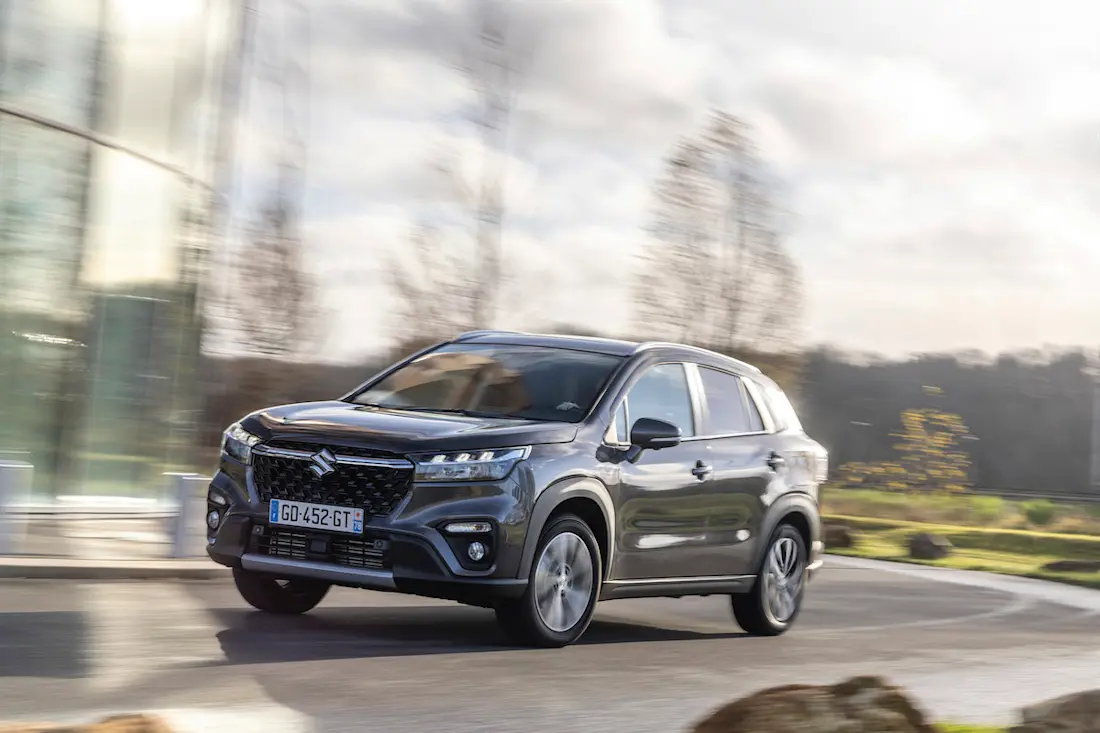 Suzuki S-CROSS 2022