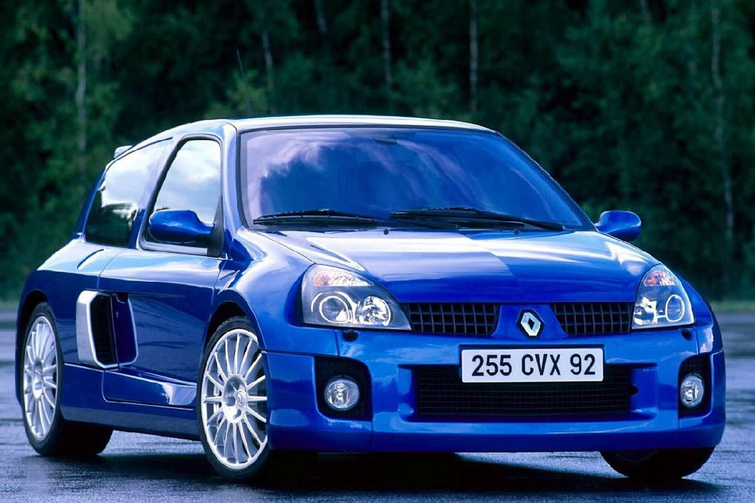 Renault-Clio_V6_Renault_Sport-2003-1280-3443355c6e6056b59aa78510007d288c34.jpg