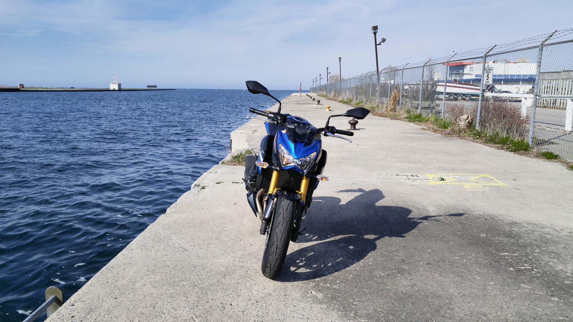 2016 Kawasaki Z800 Test Ride - AutoTrader.ca