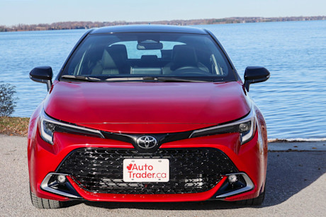 Editorial 2024 toyota corolla hatchback xse td 240115 01 jm