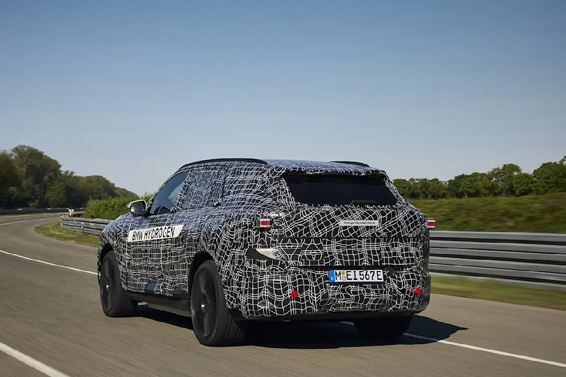 BEBE20250925  toekomstige BMW X5 01