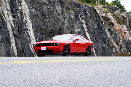 Editorial 2016 dodge challenger rt scat pack shaker jp 03