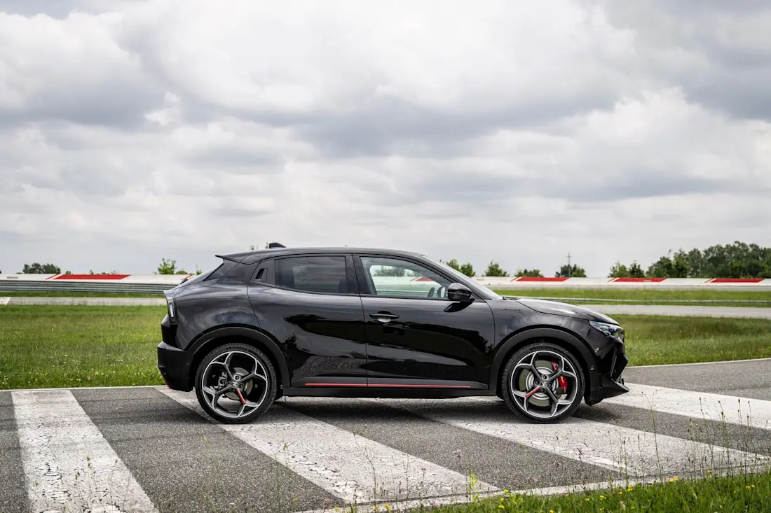 AlfaRomeoJunior-Static (2)