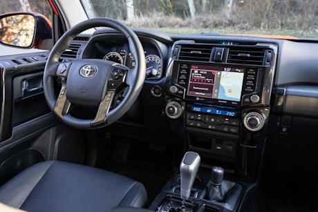 Editorial 2024 toyota 4runner trd off road td 240412 24 jw