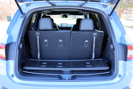 Editorial 2024 honda pilot review interior trunk seats up