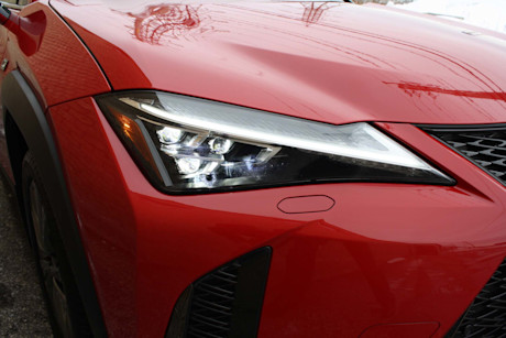 Lexus UX 250h AWD 2020 : essai hivernal Image