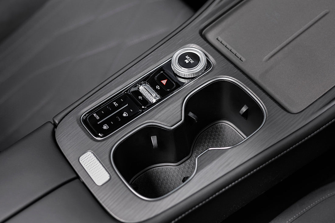 EBRO-s800-interior (7).jpg