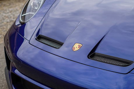 Editorial 2022 porsche gt3 touring 12 jl