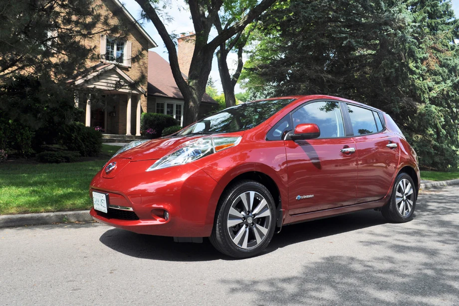 Editorial 2015 nissan leaf mb 01 2444