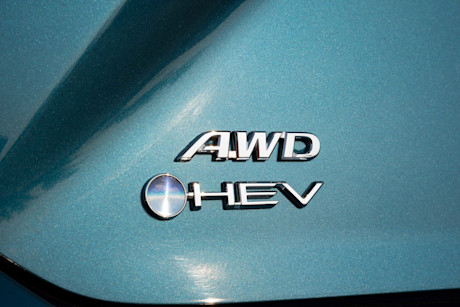 Editorial 2025 toyota camry vs honda accord comp jw 240918 22