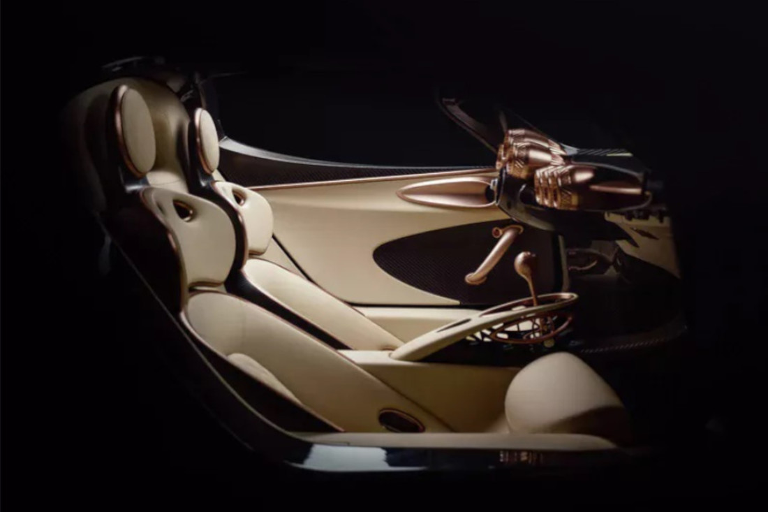 De-Tomaso-P72-2025 (7).jpg