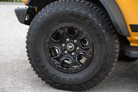 Editorial 2021 ford bronco 2 door wildtrak 18 di