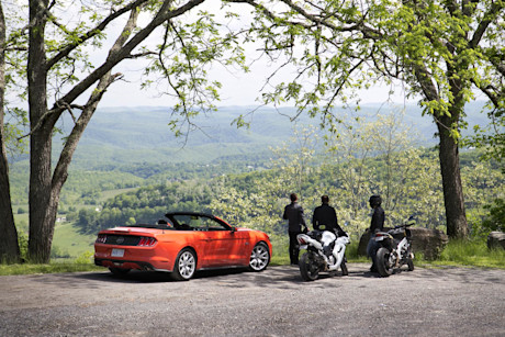 Editorial 2015 ford mustang gt convertible premium jw 11
