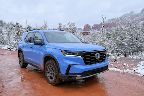 Editorial 2023 honda pilot trailsport 01 sha