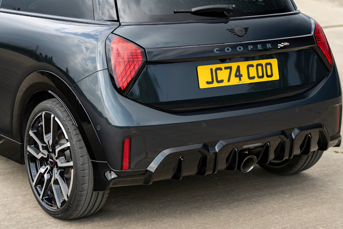 Mini-John-Cooper-Works-2025 (5).jpg