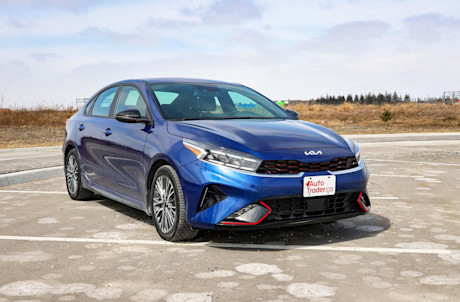 Editorial 2022 kia forte gt line 03 jm