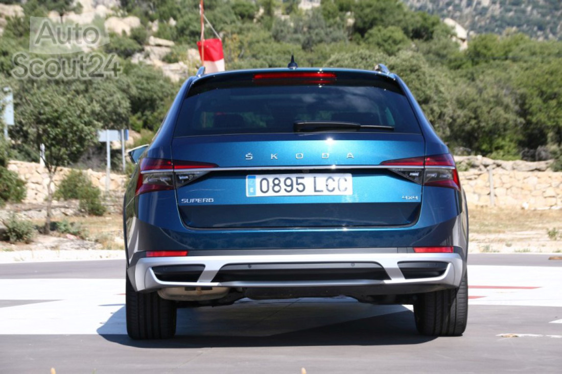 prueba-skoda-superb-scout-23.jpg