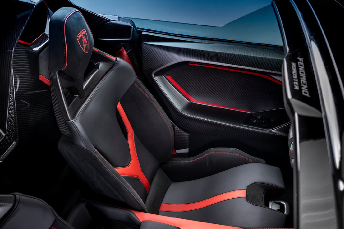 Lamborghini-Fenomeno-Roadster-2026-interior (5).jpg