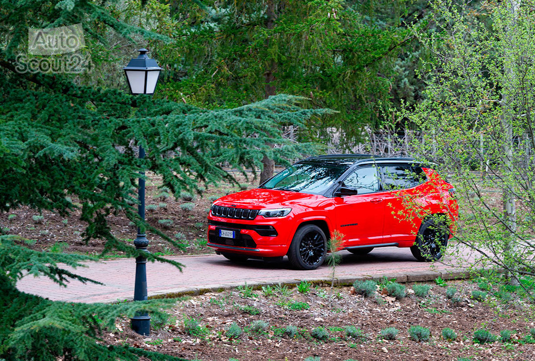jeep_e-hybrid_044.jpg