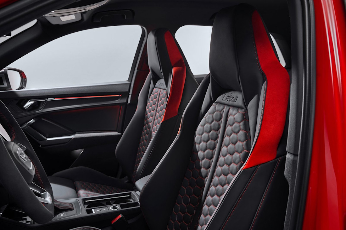 Audi-RS-Q3-Seats.jpg
