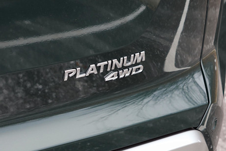 Editorial 2024 nissan pathfinder platinum td 240226 11 jm