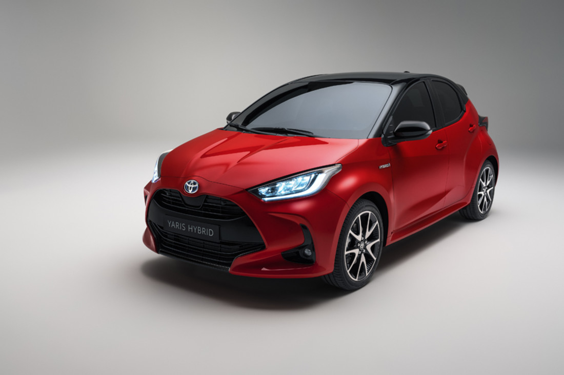 toyota-yaris (3).jpg