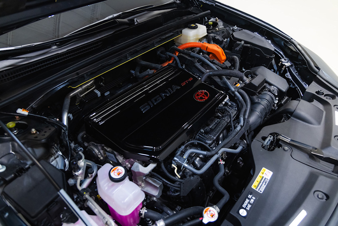 2026 Toyota Crown Signia GT-S Performance Concept - NF - SBe - 261027 - 33.jpg